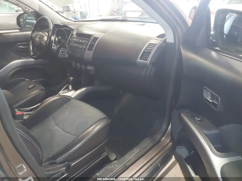 2012 Mitsubishi Outlander Se