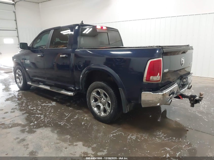 Vin: 1c6rr7nm6js353728, lot: 44537757, ram 1500 laramie  4x4 5'7 box 20183