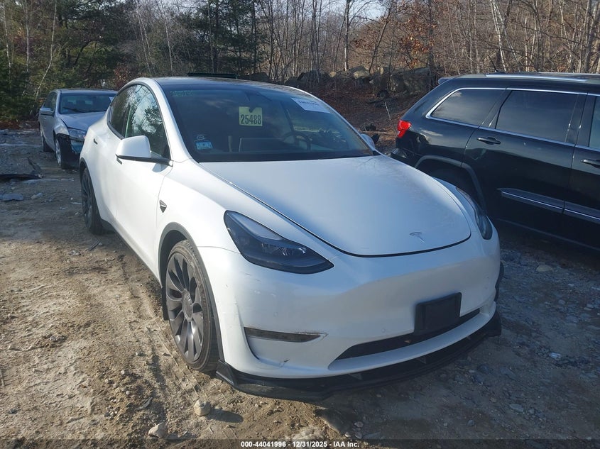 2022 Tesla Model Y Performance Dual Motor All-Wheel Drive