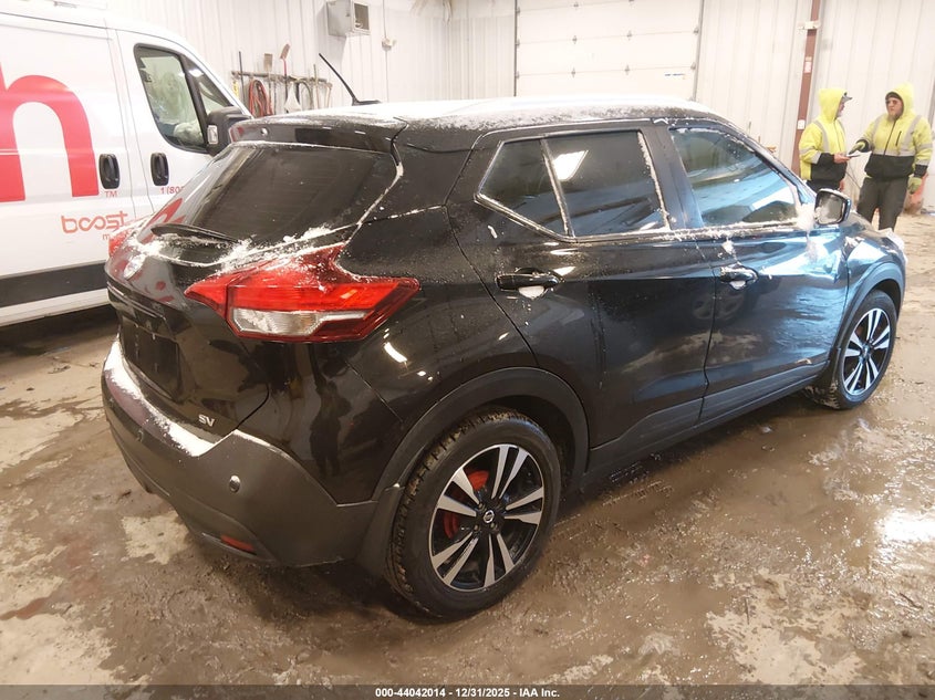 2020 Nissan Kicks Sv Xtronic Cvt