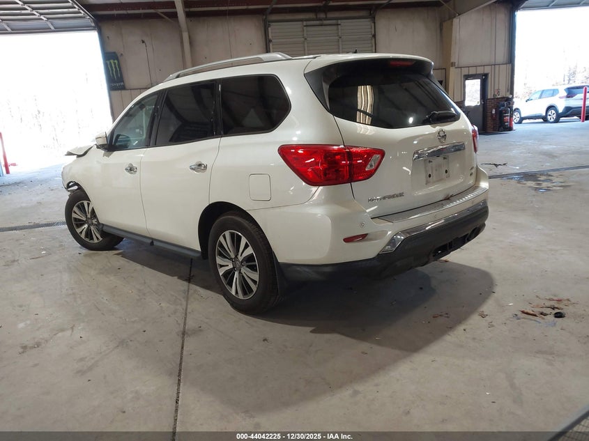 2017 Nissan Pathfinder Sl