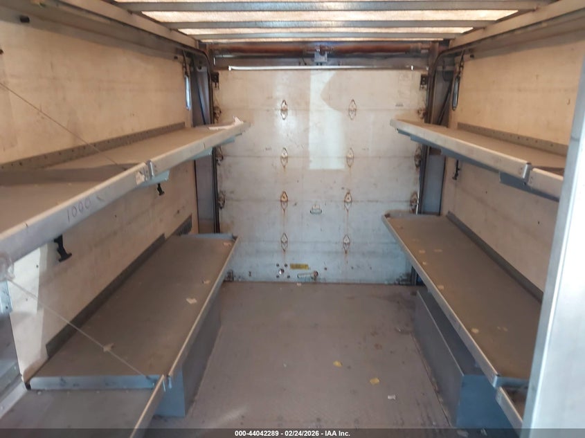 2002 FREIGHTLINER CHASSIS auction photo 6