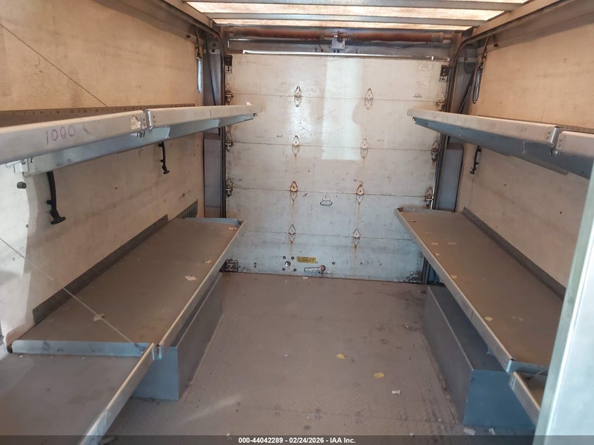 2002 FREIGHTLINER CHASSIS auction photo 7