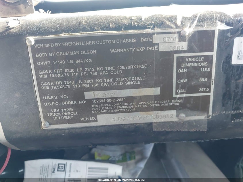 2002 FREIGHTLINER CHASSIS auction photo 8