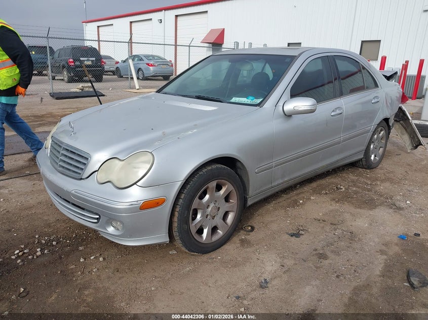 2005 Mercedes-Benz C 240 Luxury 4Matic