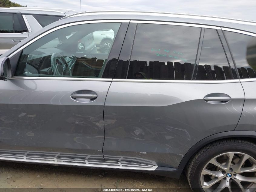 2025 BMW X5 - 5UX23EU01S9Z23902