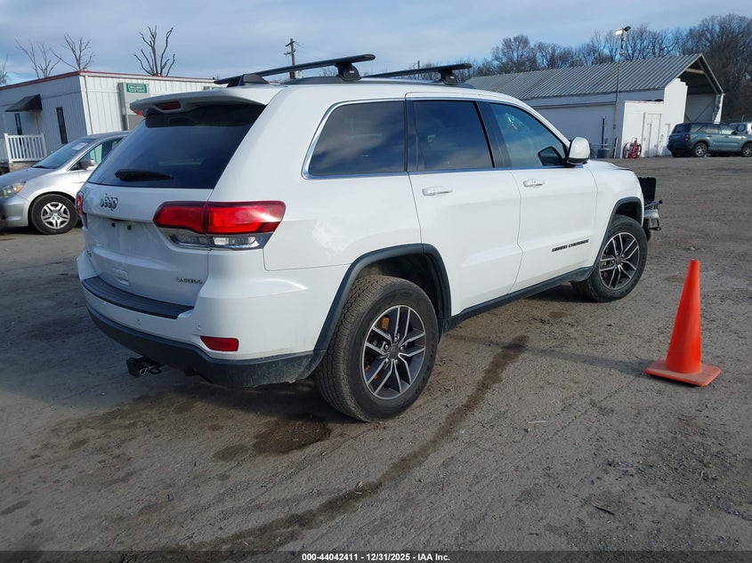 2020 Jeep Grand Cherokee Laredo E 4X4
