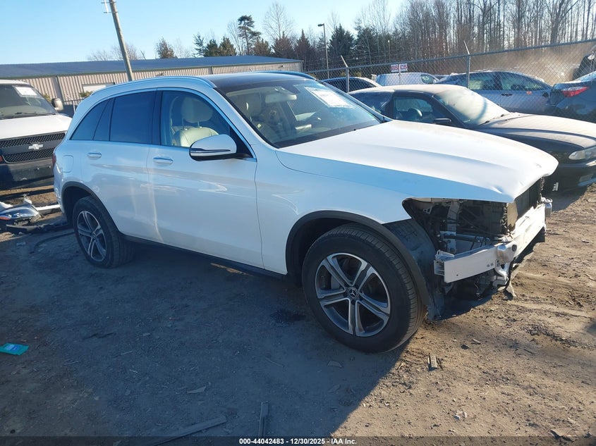 2019 MERCEDES-BENZ GLC 300