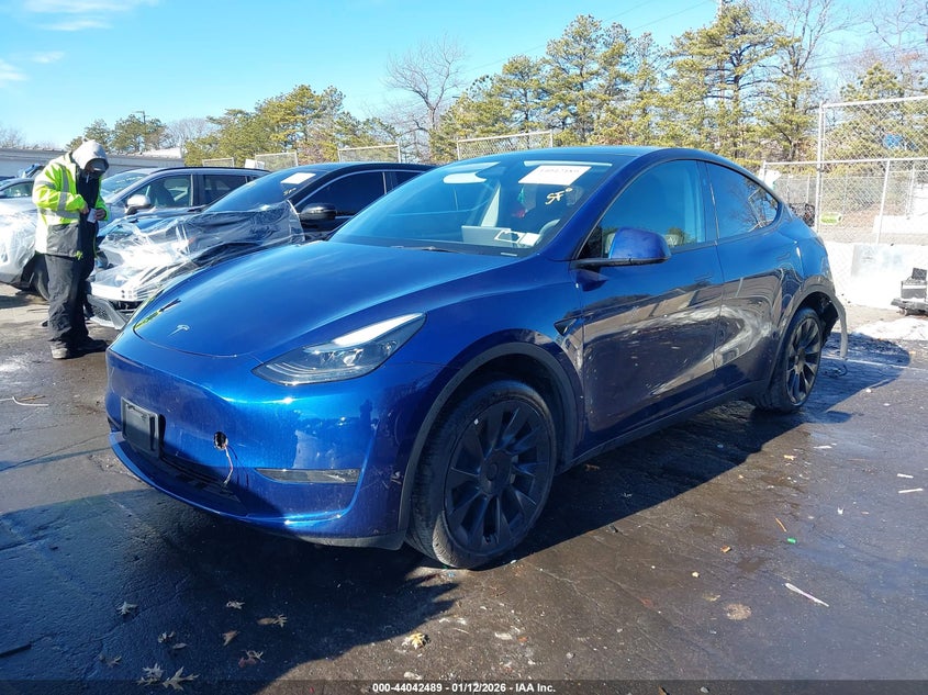 2024 Tesla Model Y Long Range Dual Motor All-Wheel Drive