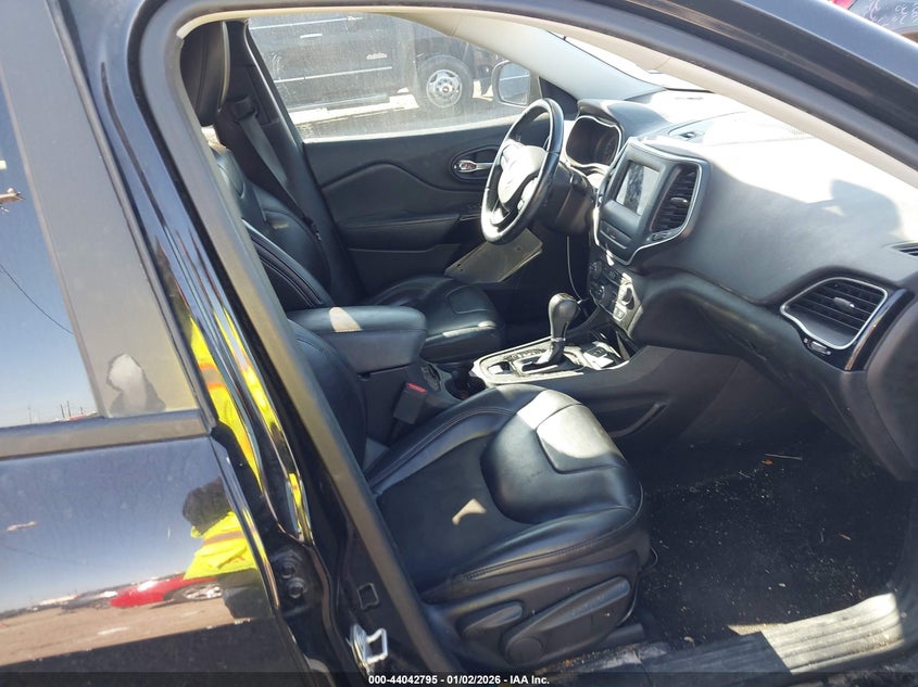 2019 Jeep Cherokee Altitude Fwd