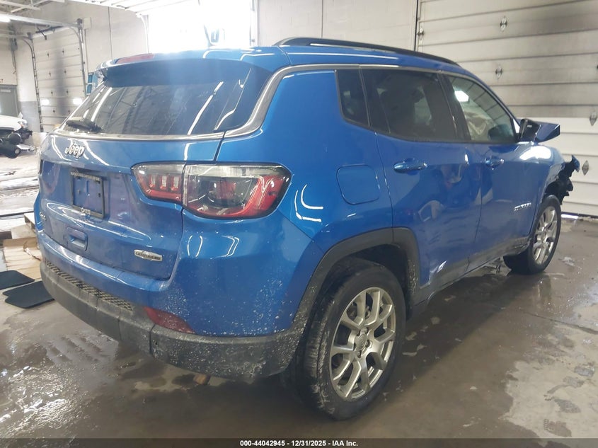 2022 Jeep Compass Latitude Lux 4X4