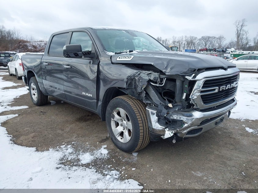 1C6RRFFGXKN723226 2019 Ram 1500 Big Horn/Lone Star 4X4 5'7 Box auction photo 1