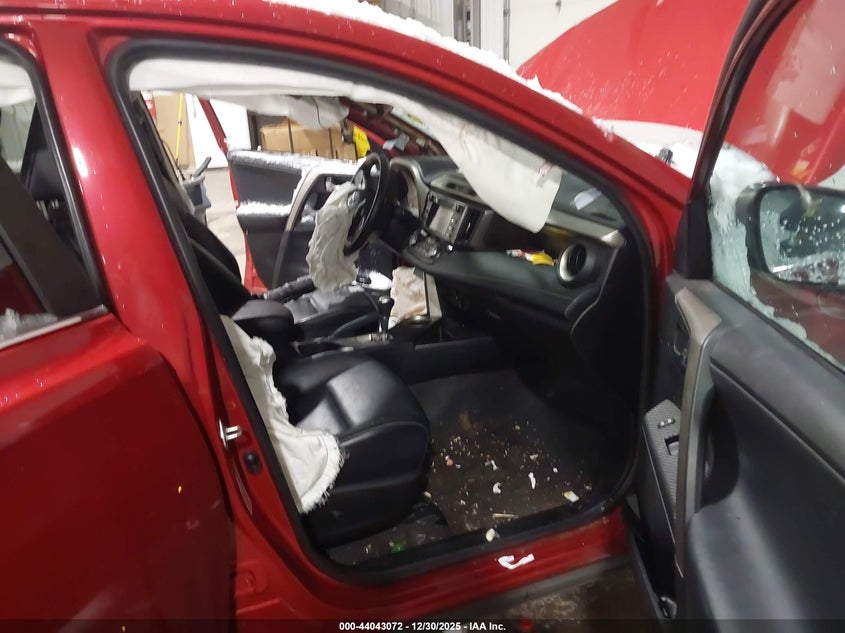 2015 TOYOTA RAV4 auction photo 5