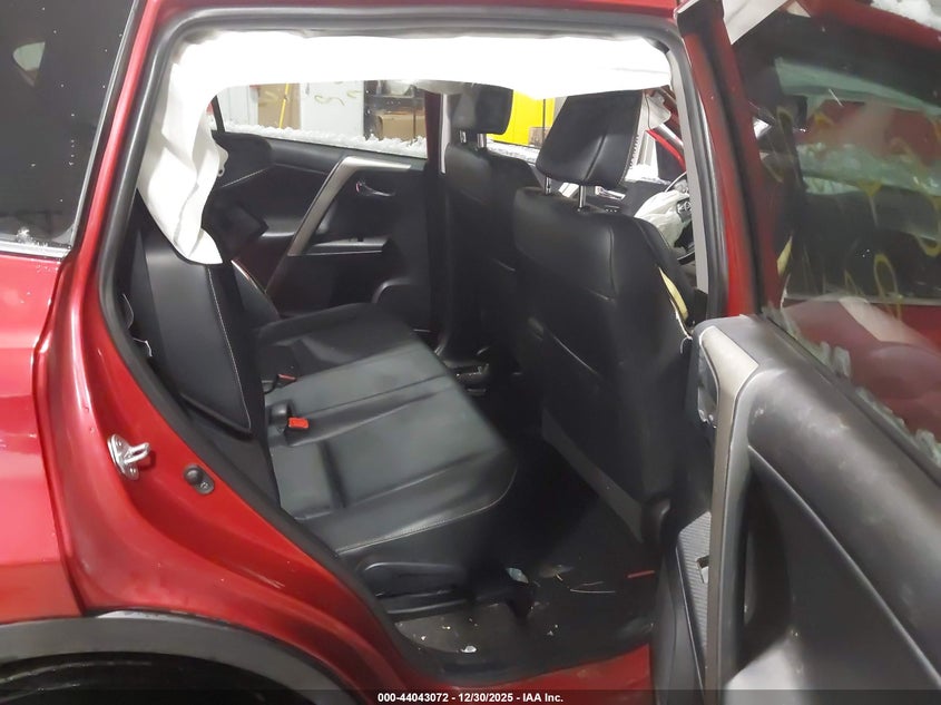 2015 TOYOTA RAV4 auction photo 8