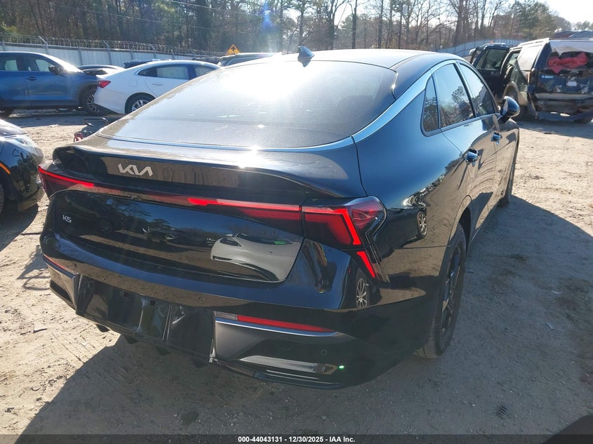 Vin: knag24j7xs5391611, lot: 44538902, kia k5 lxs 20254
