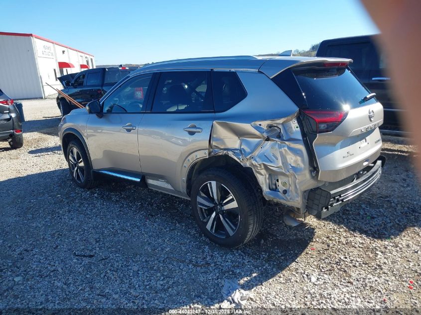 2022 Nissan Rogue Platinum Fwd