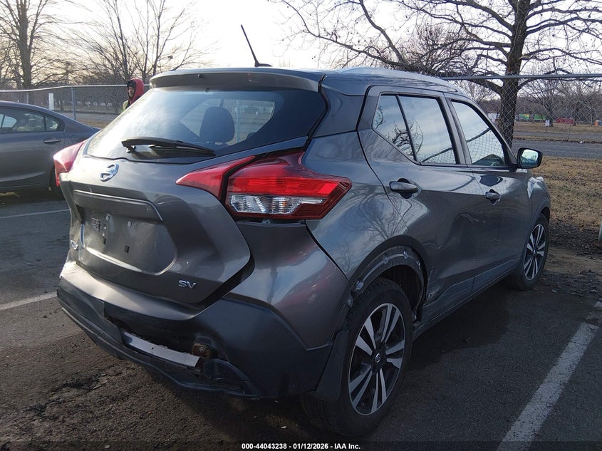 2018 Nissan Kicks Sv