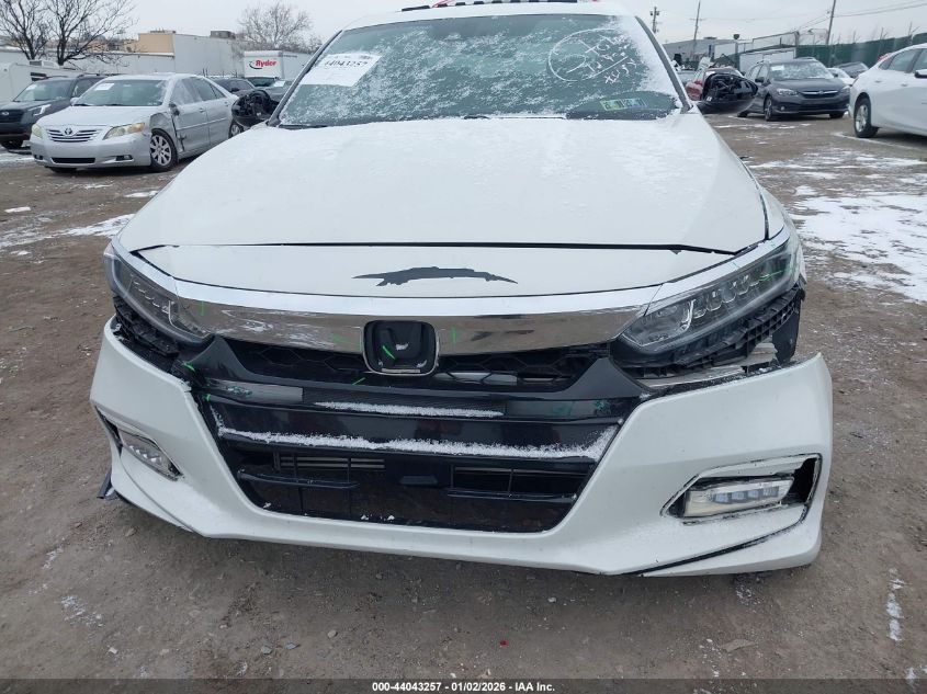 2018 Honda Accord Sport 2.0T VIN: 1HGCV2F36JA050068 Lot: 44043257