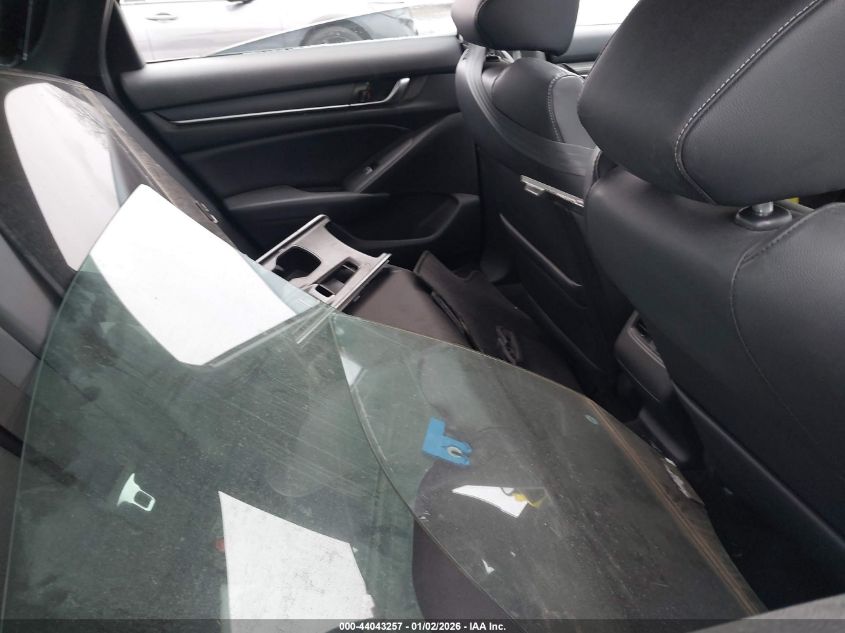 2018 Honda Accord Sport 2.0T VIN: 1HGCV2F36JA050068 Lot: 44043257