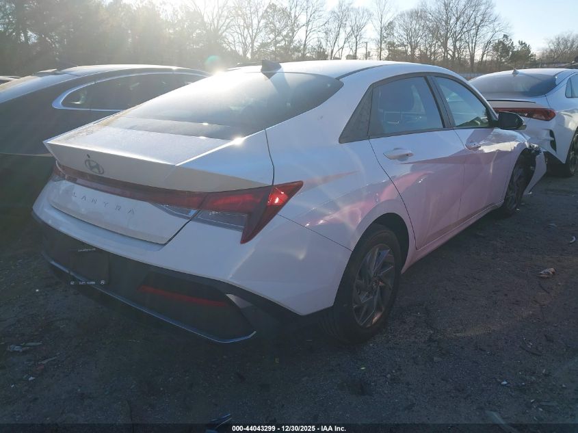 2024 Hyundai Elantra Sel