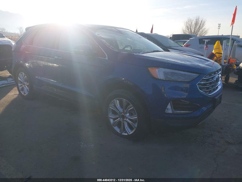 2023 Ford Edge Titanium