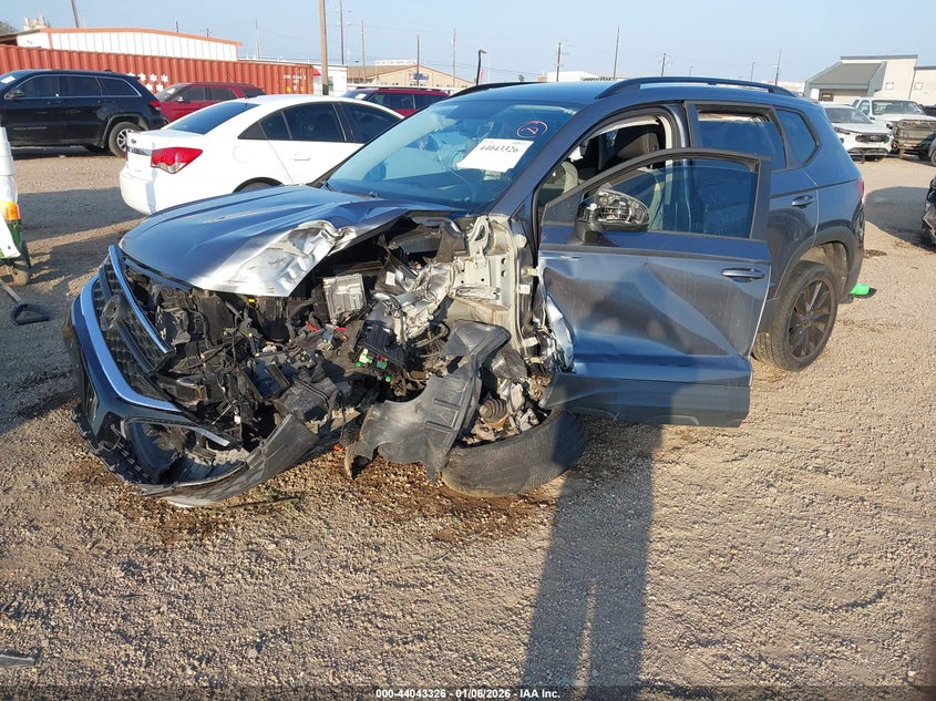 2022 Volkswagen Taos 1.5T S