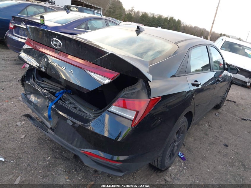 2021 Hyundai Elantra Sel