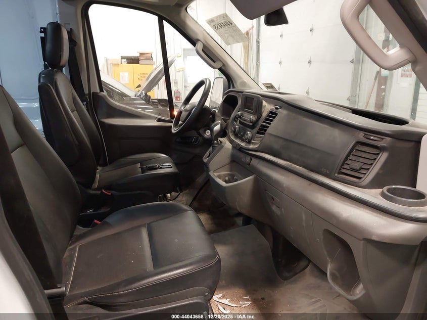 2023 Ford Transit-250