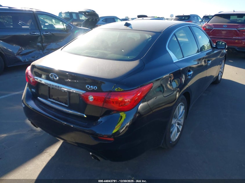 2015 Infiniti Q50 Premium