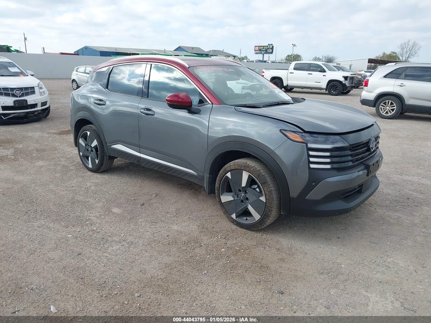 2026 Nissan Kicks Sr