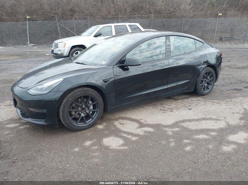 2021 Tesla Model 3 Standard Range Plus Rear-Wheel Drive
