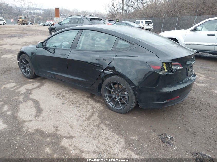 2021 Tesla Model 3 Standard Range Plus Rear-Wheel Drive