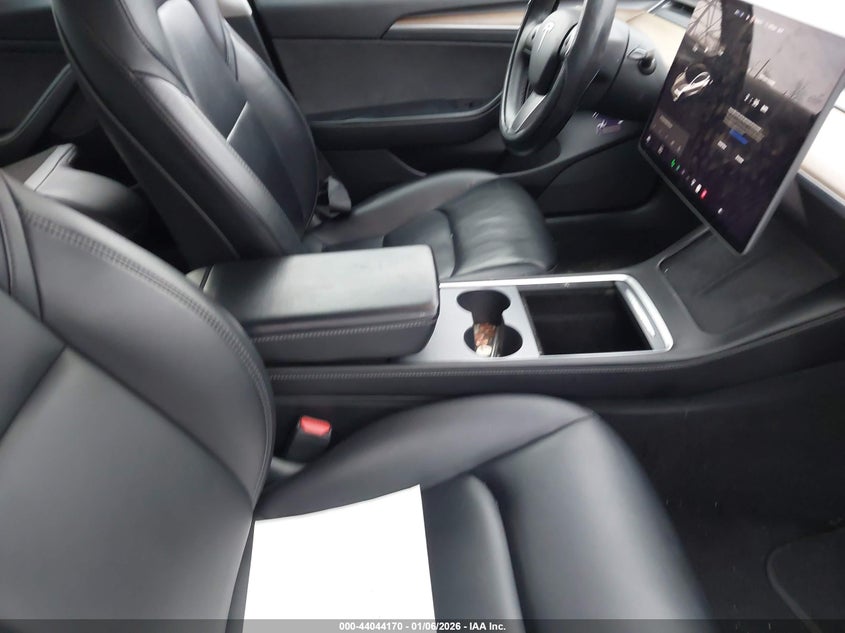 2021 Tesla Model 3 Standard Range Plus Rear-Wheel Drive