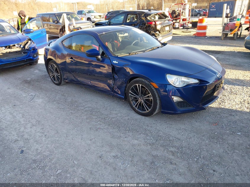 JF1ZNAA1XD1713693 2013 Scion Fr-S auction photo 1