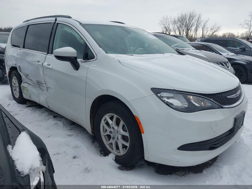 2020 Chrysler Voyager Lxi