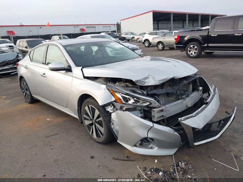 2020 Nissan Altima Sv Fwd