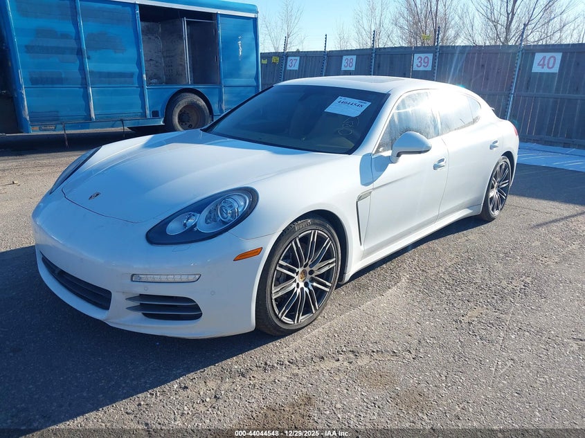 2014 Porsche Panamera 4S Executive