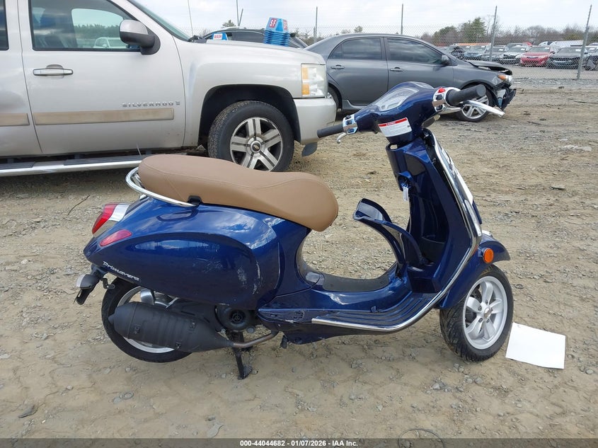2023 Vespa Primavera/Sprint 50 VIN: ZAPCA06B7P5107075 Lot: 44044682