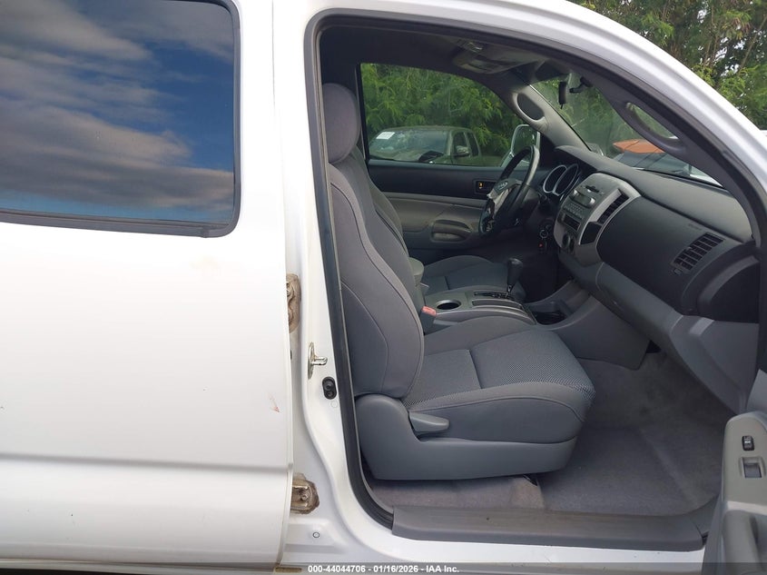 2006 Toyota Tacoma Base V6