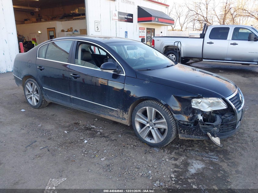 VOLKSWAGEN PASSAT KOMFORT