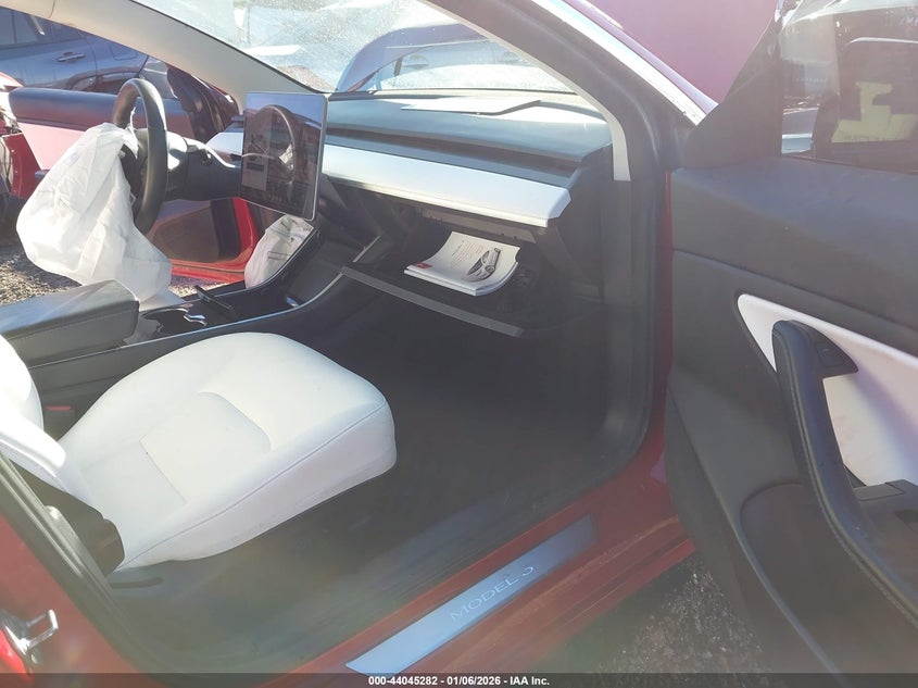 2020 Tesla Model 3 Standard Range Plus Rear-Wheel Drive/Standard Range Rear-Wheel Drive