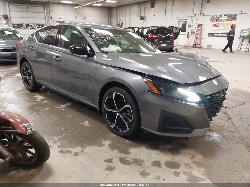 2025 Nissan Altima Sr Awd