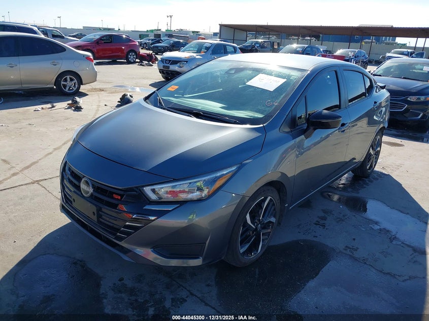 2025 Nissan Versa 1.6 Sr