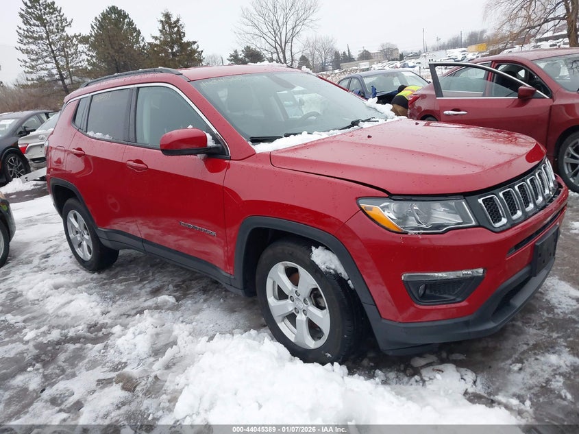 Vin: 3c4njdbb5mt557360, lot: 44541161, jeep compass latitude 4x4 2021 img_1