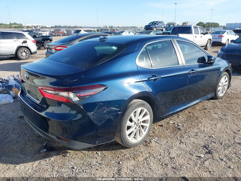 2021 Toyota Camry Le