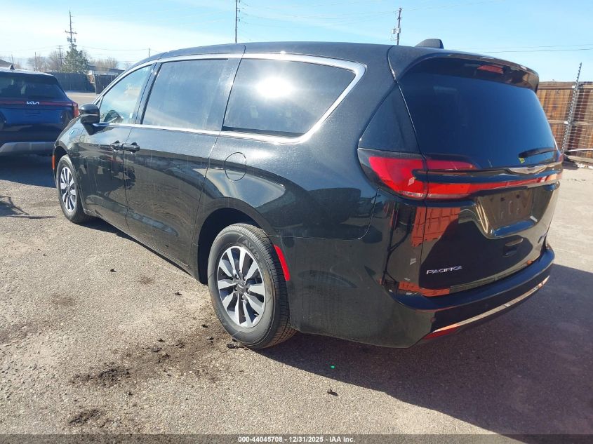 2025 Chrysler Pacifica - 2C4RC1S79SR588827