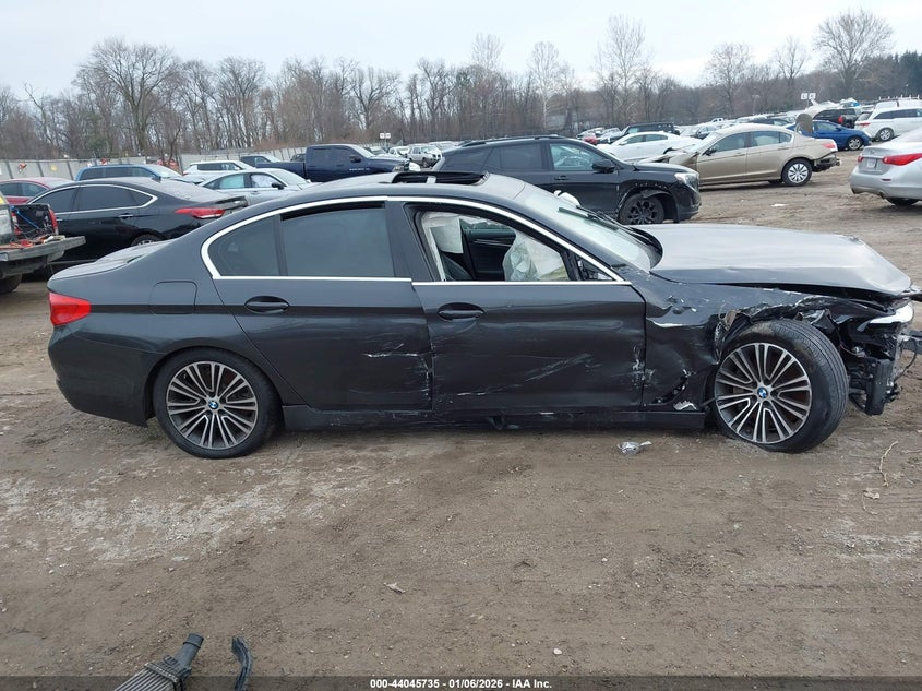 2019 BMW 530I xDrive VIN: WBAJA7C55KWW24133 Lot: 44045735