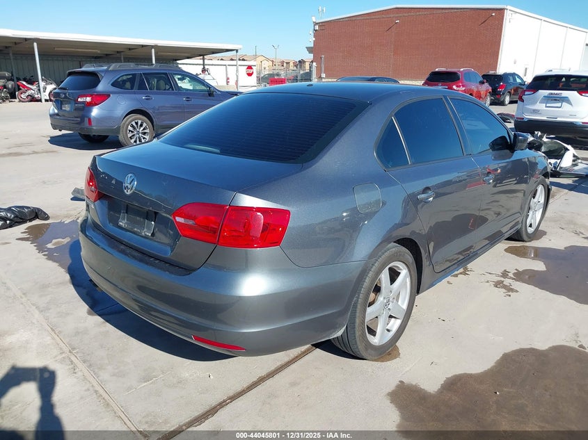 2013 Volkswagen Jetta 2.0L S