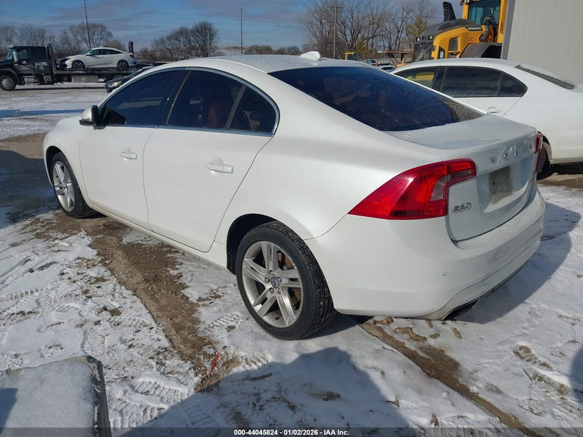 Vin: yv1612tm6f1335276, lot: 44541596, volvo s60 t5 platinum 20153