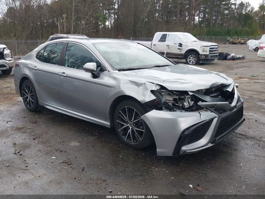 2022 Toyota Camry Se